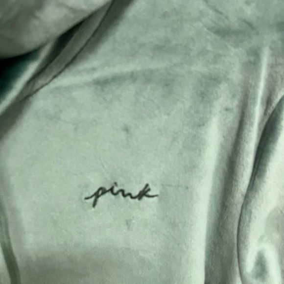 Pink - Picture 2 of 4